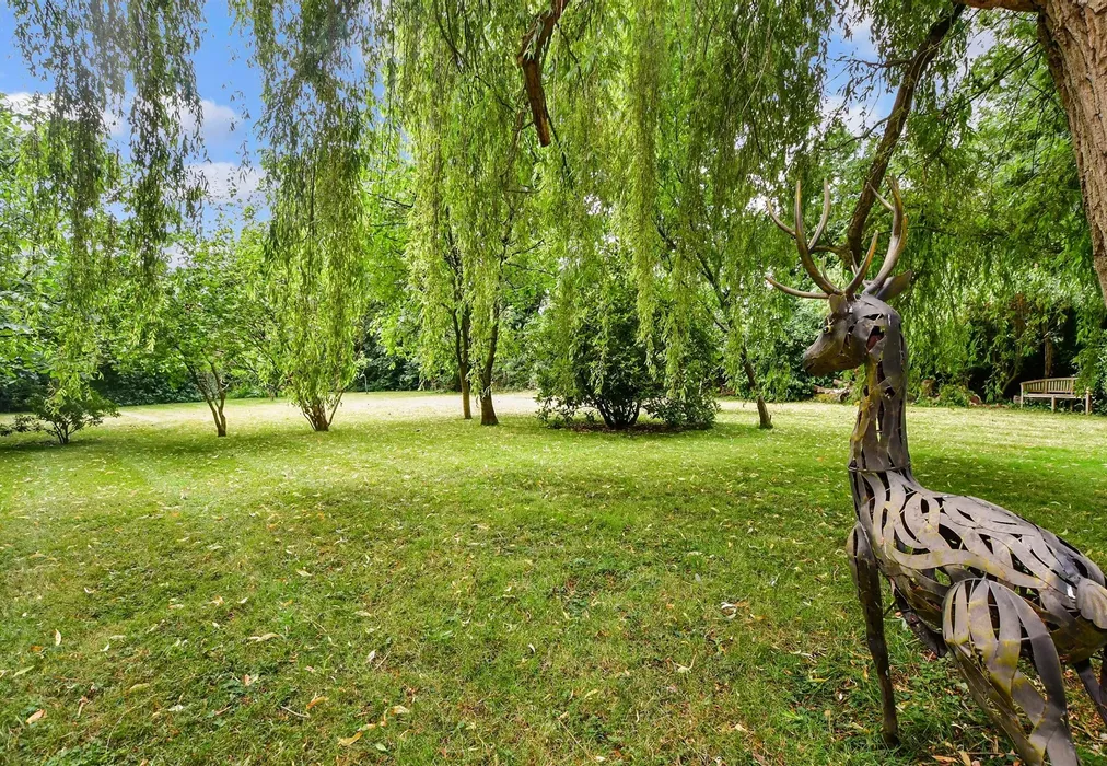 Rear Garden - Chapel Lane, Chigwell, Essex - Wards of Kent