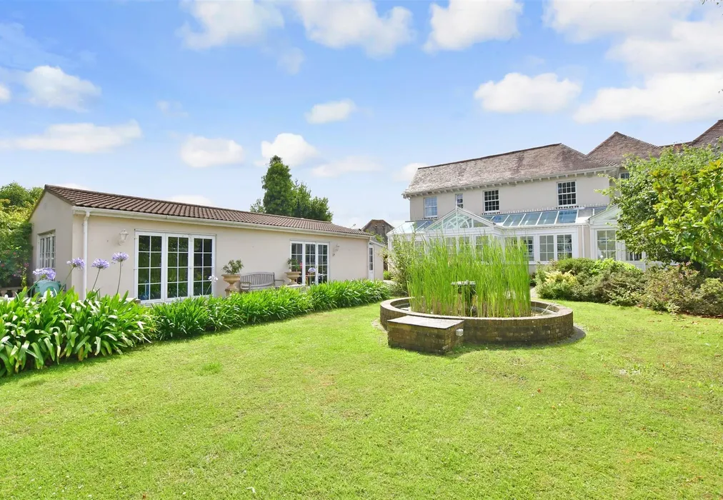 Rear Garden - Port La Salle, Bouldnor, Yarmouth, Isle of Wight - Wards of Kent