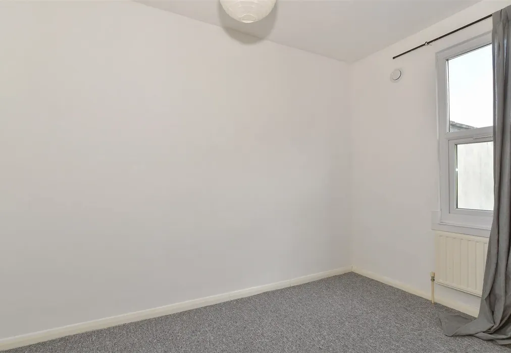 Bedroom 2 - Richmond Road, Gillingham, Kent - Wards of Kent