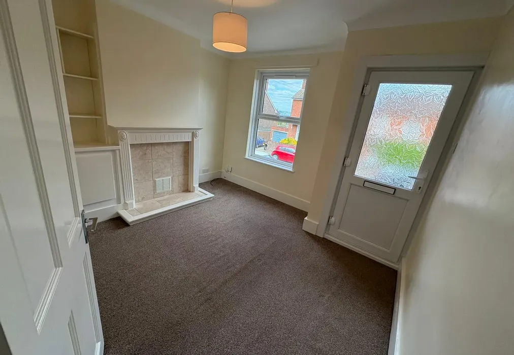 Lounge - Baltic Road, Tonbridge, Kent - Wards of Kent