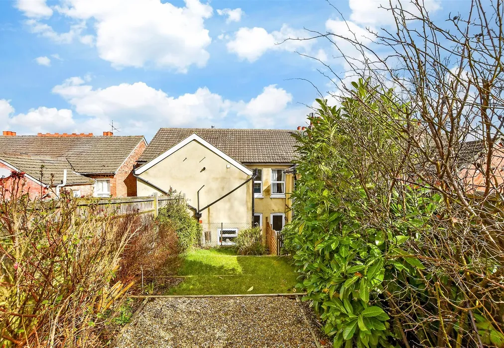 Rear Garden - Baltic Road, Tonbridge, Kent - Wards of Kent
