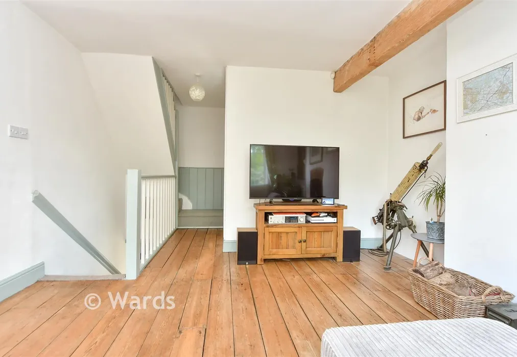 Lounge - Breach Lane, Lower Halstow, Sittingbourne, Kent - Wards of Kent