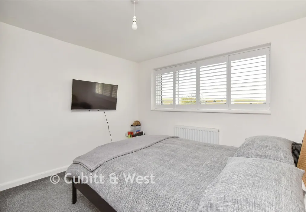Bedroom 1 - Donnington Road, Woodingdean, Brighton, East Sussex - Wards of Kent