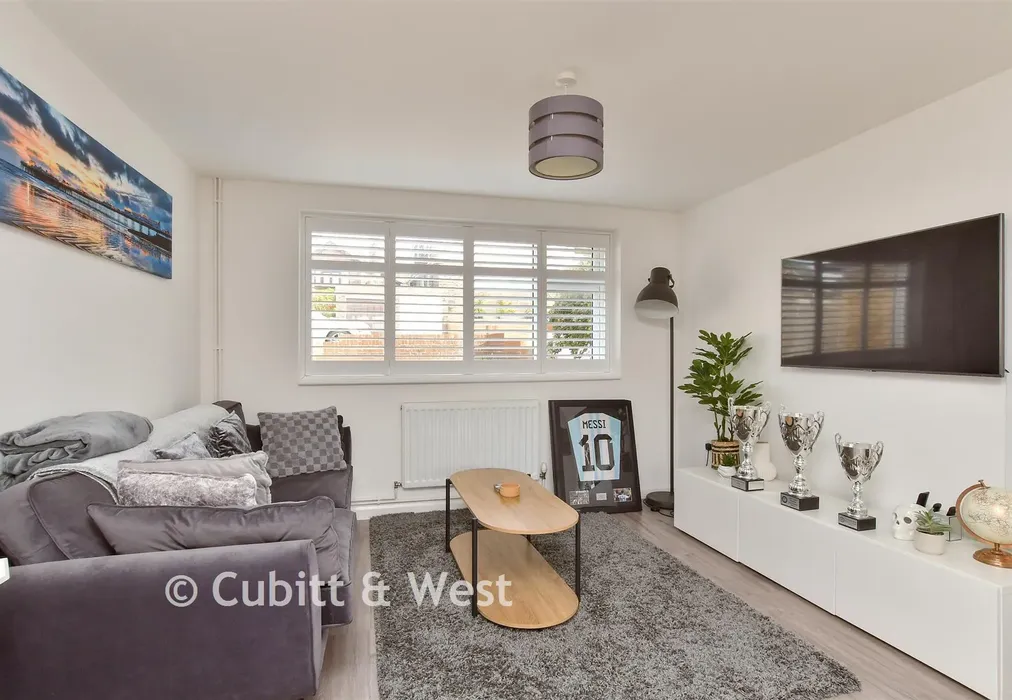 Lounge - Donnington Road, Woodingdean, Brighton, East Sussex - Wards of Kent