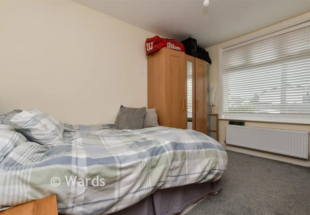 Bedroom 2 - Park Avenue, Birchington, Kent - Wards of Kent
