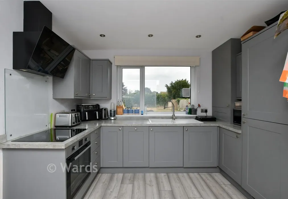 Kitchen - Park Avenue, Birchington, Kent - Wards of Kent