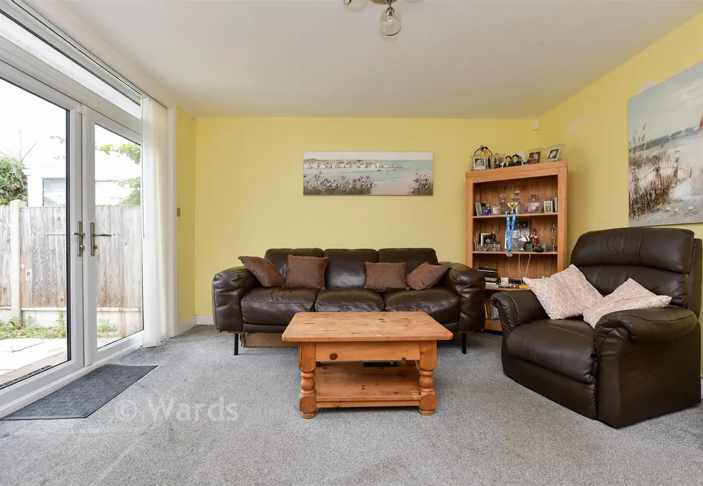 Lounge - Park Avenue, Birchington, Kent - Wards of Kent