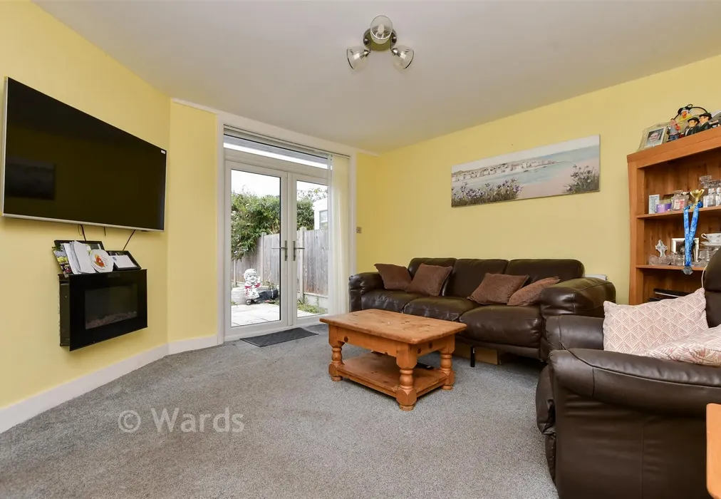 Lounge - Park Avenue, Birchington, Kent - Wards of Kent