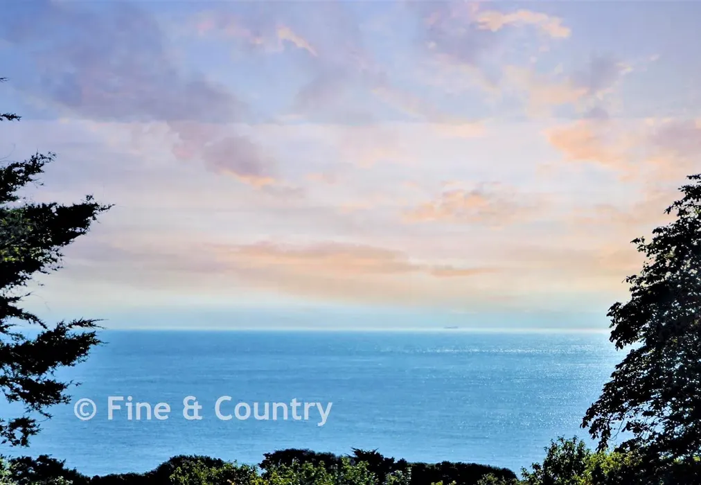 Sea View*** - Steephill Court Road, Ventnor, Isle of Wight - Wards of Kent