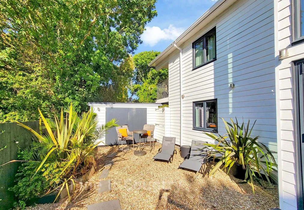 Garden*** - Steephill Court Road, Ventnor, Isle of Wight - Wards of Kent