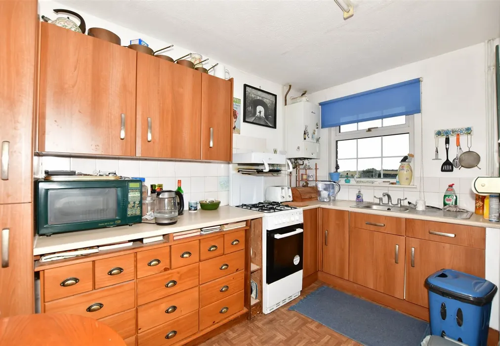 Kitchen - Mill Lane, Northbourne, Deal, Kent - Wards of Kent