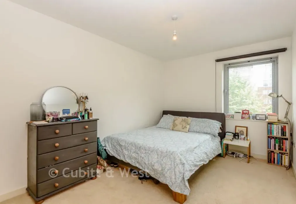 Bedroom - Admiralty Road, Portsmouth, Hampshire - Wards of Kent