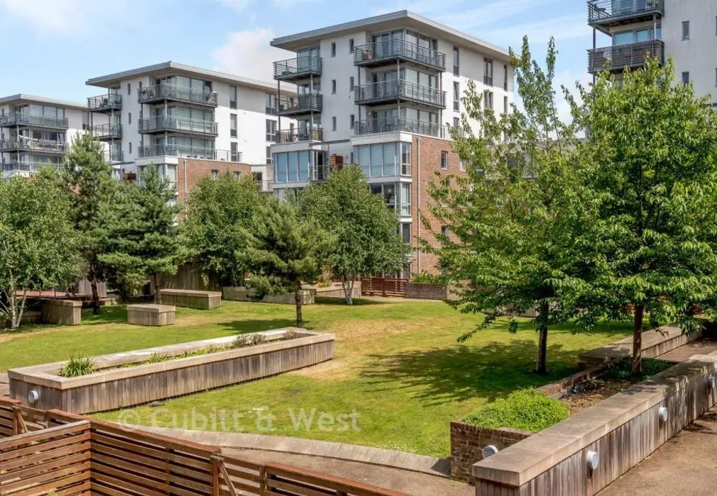View From Balcony - Admiralty Road, Portsmouth, Hampshire - Wards of Kent