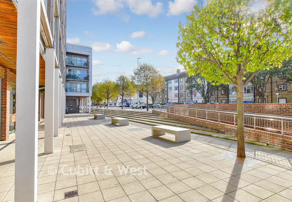 Surrounding Area - Admiralty Road, Portsmouth, Hampshire - Wards of Kent