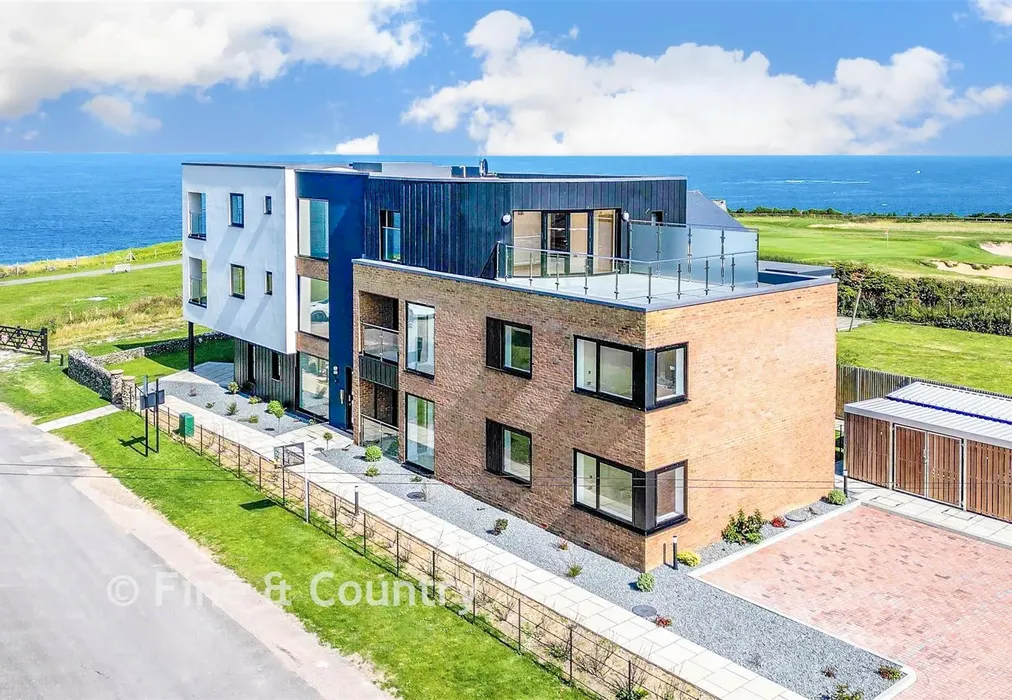 Aerial View - Ocean View, Fitzroy Avenue, Broadstairs, Kent - Wards of Kent