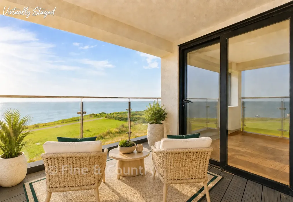 Balcony - Ocean View, Fitzroy Avenue, Broadstairs, Kent - Wards of Kent