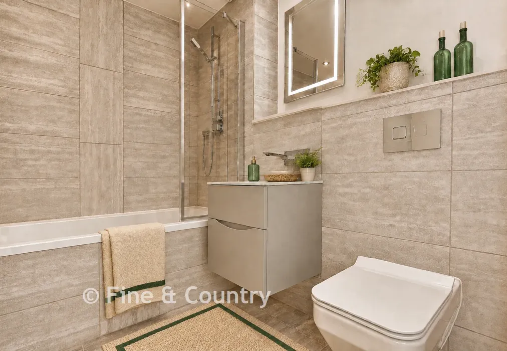 Bathroom - Ocean View, Fitzroy Avenue, Broadstairs, Kent - Wards of Kent