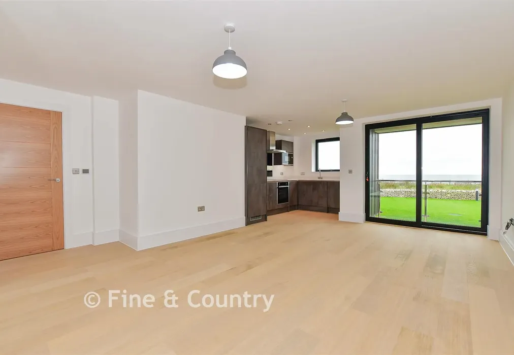 Lounge/Diner/ Kitchen - Ocean View, Fitzroy Avenue, Broadstairs, Kent - Wards of Kent