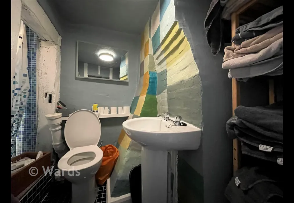 Cloakroom - High Street, Staplehurst, Tonbridge, Kent - Wards of Kent