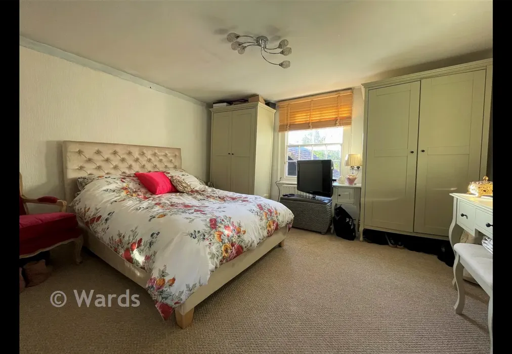 Bedroom 1 - High Street, Staplehurst, Tonbridge, Kent - Wards of Kent