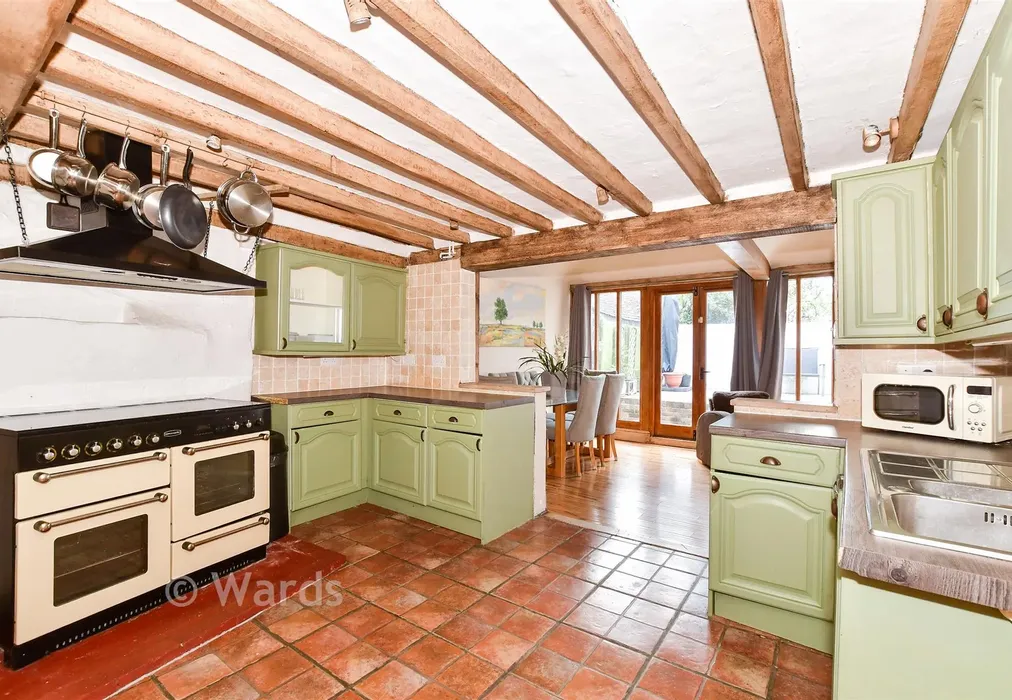 Kitchen - High Street, Staplehurst, Tonbridge, Kent - Wards of Kent