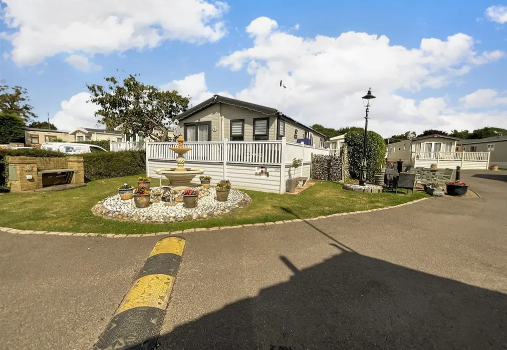 Front Elevation - Way Hill, Minster, Ramsgate, Kent - Wards of Kent