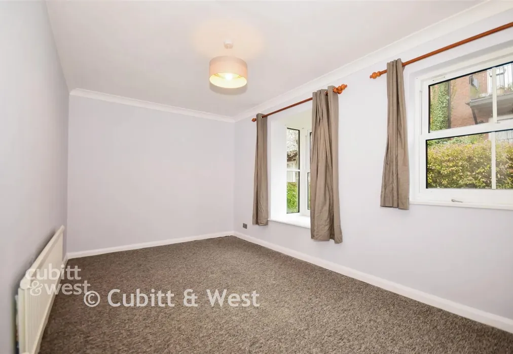 Bedroom 2 - Tarrant Wharf, Arundel, West Sussex - Wards of Kent