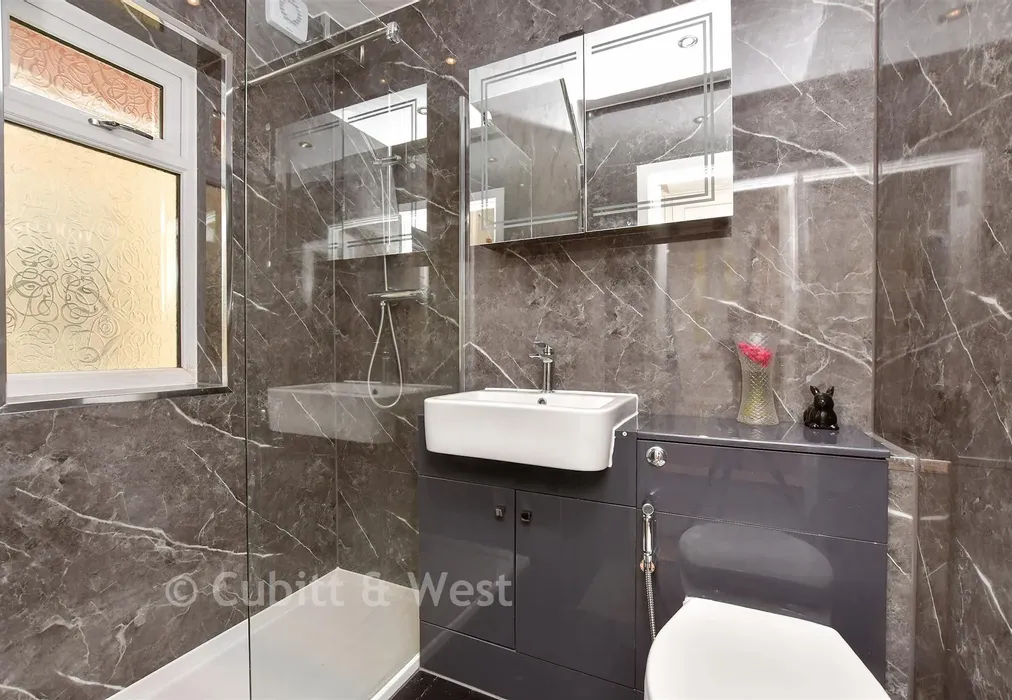Shower Room - Godstone Road, Kenley, Surrey - Wards of Kent