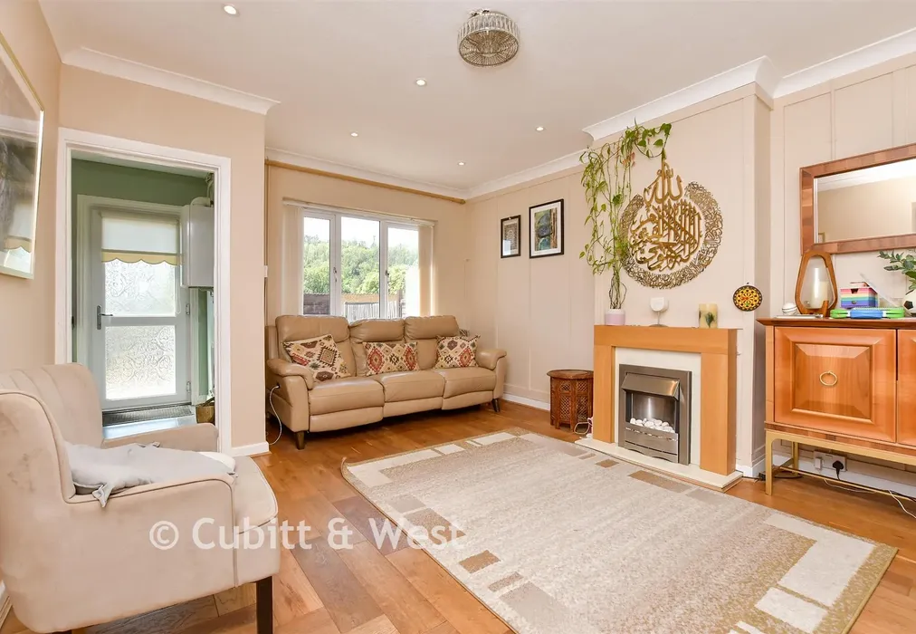 Lounge - Godstone Road, Kenley, Surrey - Wards of Kent