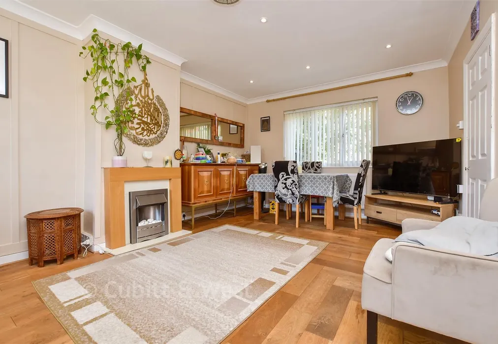 Lounge - Godstone Road, Kenley, Surrey - Wards of Kent