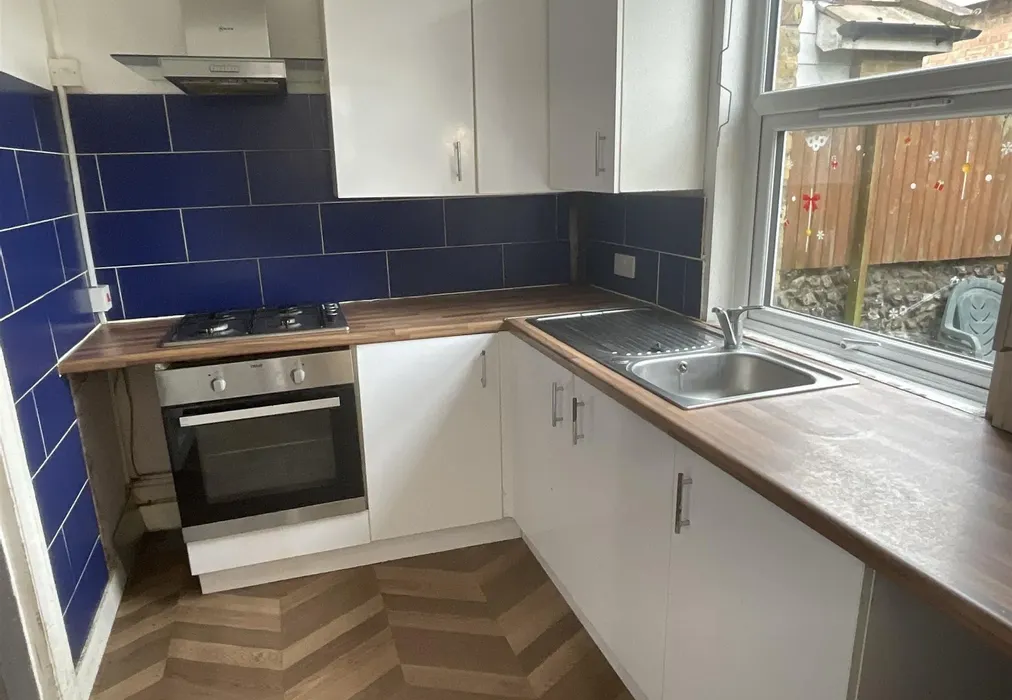 Kitchen - Clifton Gardens, Cliftonville, Margate, Kent - Wards of Kent