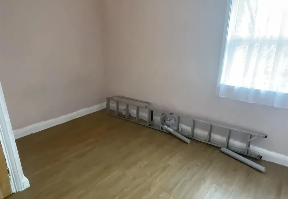 Bedroom - Clifton Gardens, Cliftonville, Margate, Kent - Wards of Kent