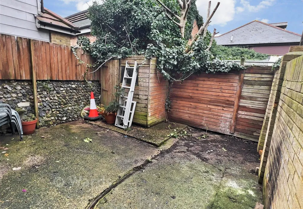 Rear Garden - Clifton Gardens, Cliftonville, Margate, Kent - Wards of Kent