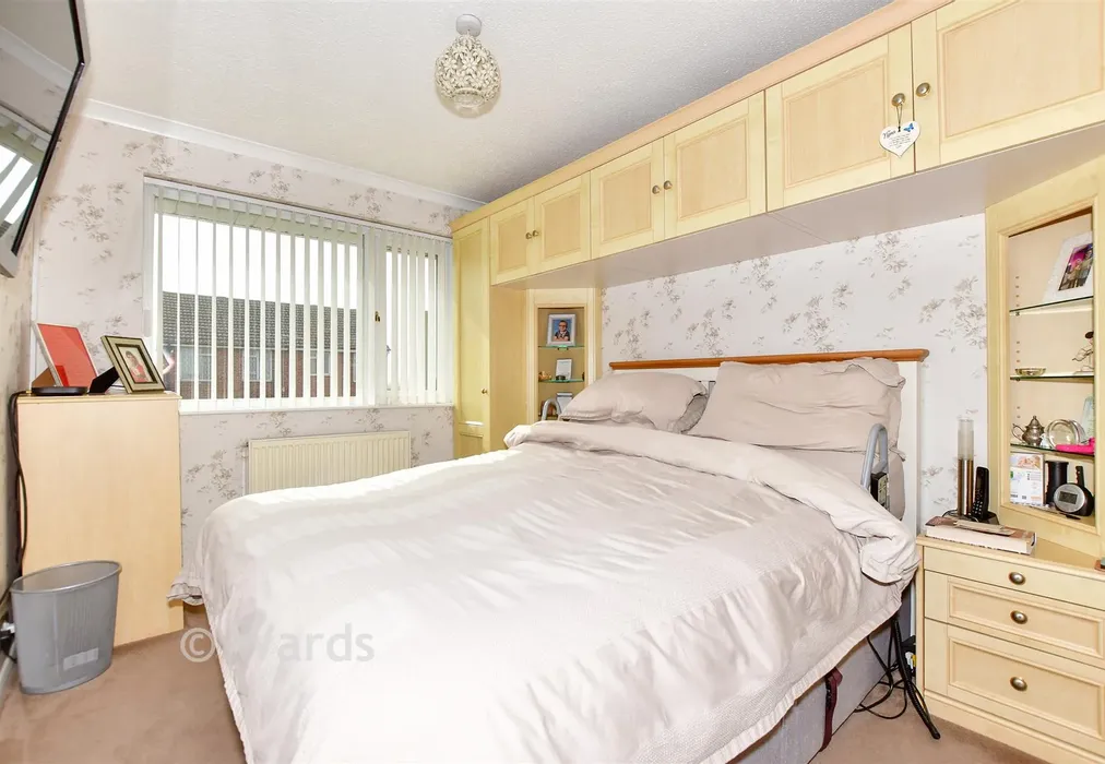 Bedroom 1 - St. Francis Close, Deal, Kent - Wards of Kent