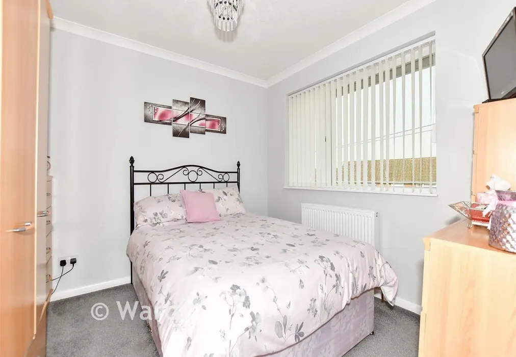Bedroom - St. Francis Close, Deal, Kent - Wards of Kent