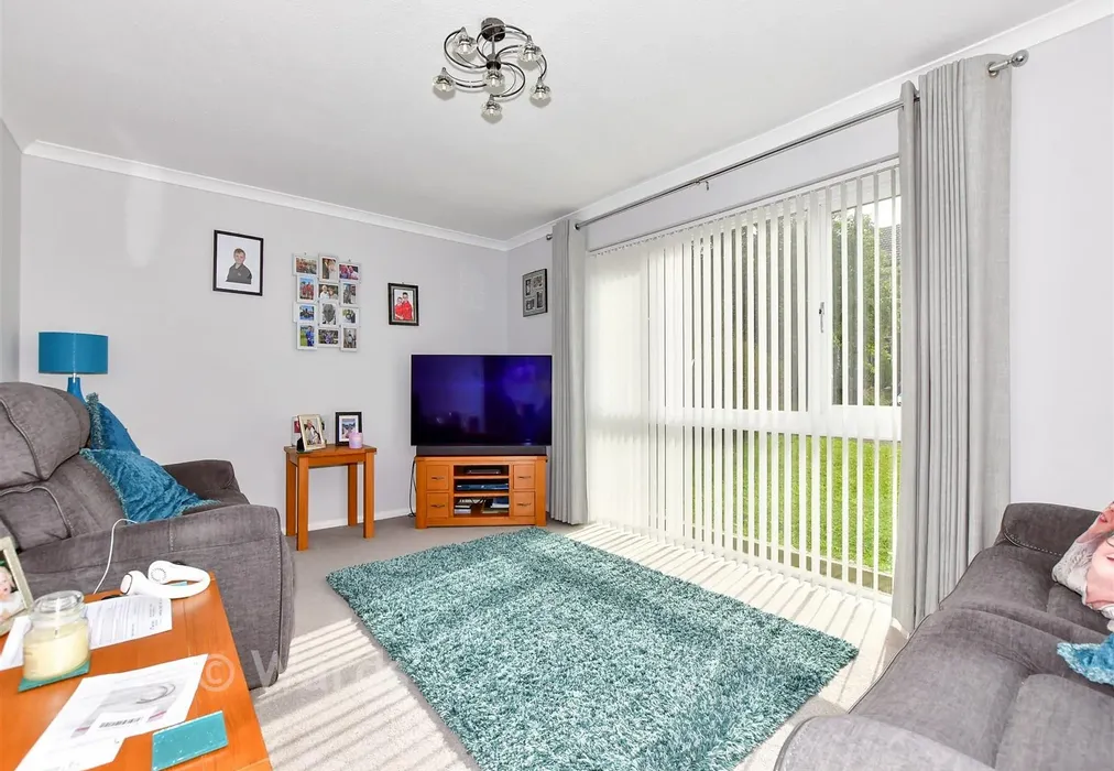 Living Room - St. Francis Close, Deal, Kent - Wards of Kent