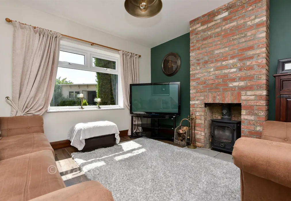 Lounge - Manor Lea Road, St Nicholas At Wade, Birchington, Kent - Wards of Kent
