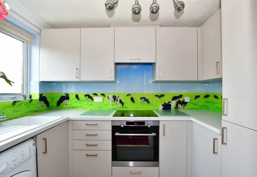 Kitchen - Silverwood Court, Rustington, West Sussex - Wards of Kent