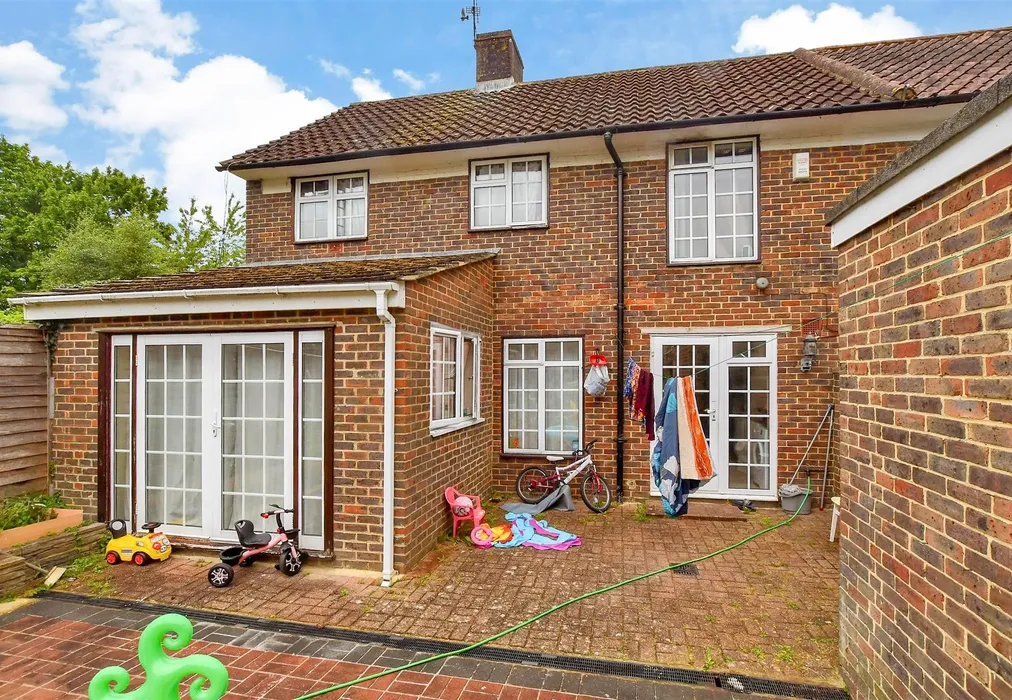 Rear Elevation - Shaws Road, Northgate, Crawley, West Sussex - Wards of Kent