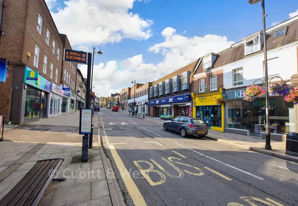 Town Centre - Fairfield Road, East Grinstead, West Sussex - Wards of Kent