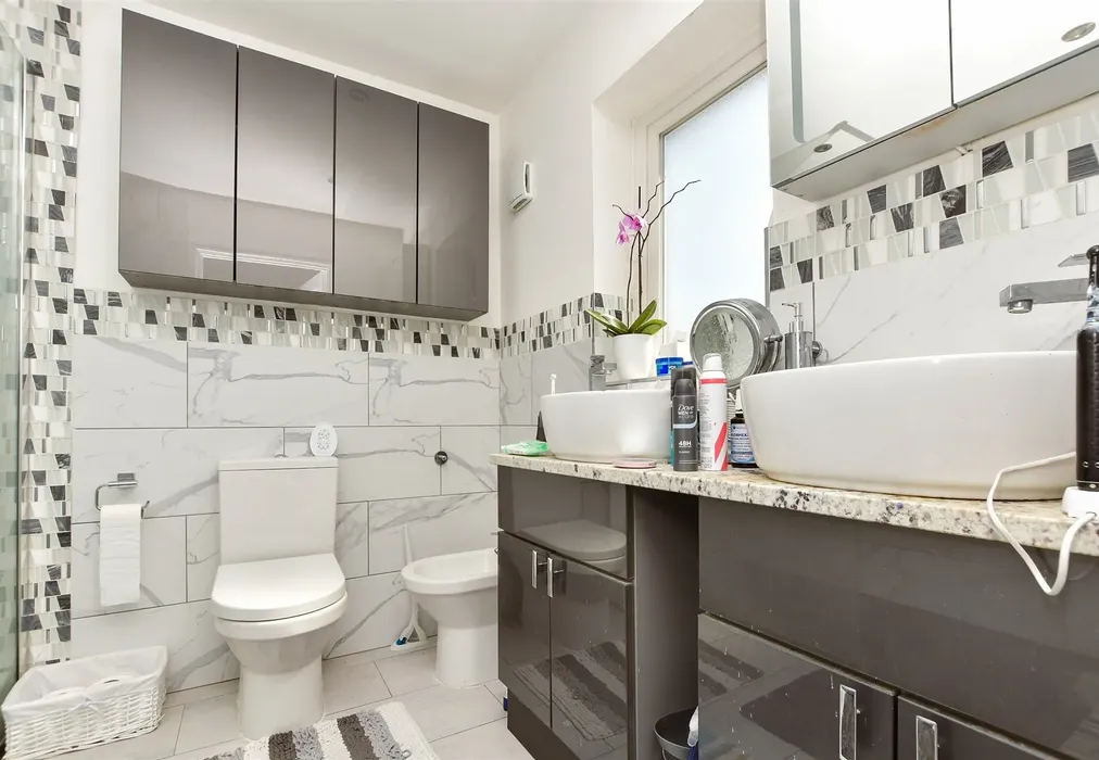 Bathroom - The Furrows, Crawley Down, West Sussex - Wards of Kent