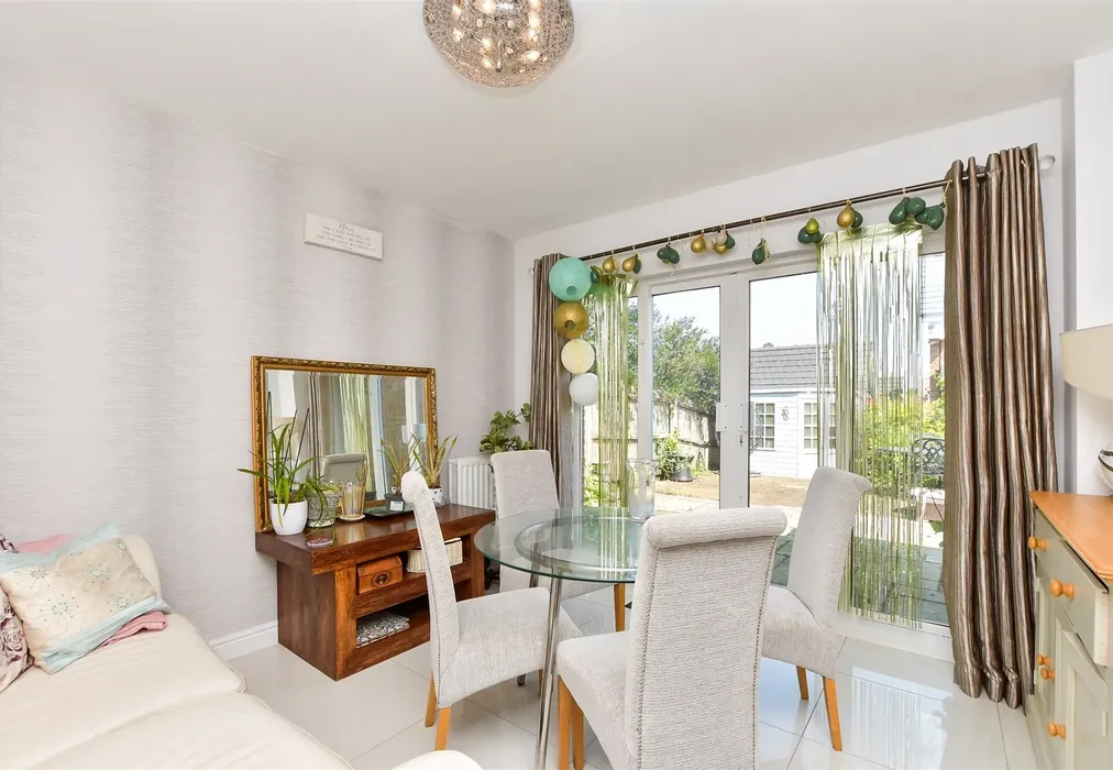 Dining Area - The Furrows, Crawley Down, West Sussex - Wards of Kent