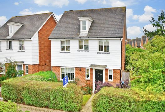 Island Way East, St Mary's Island, Chatham, Kent - Wards of Kent