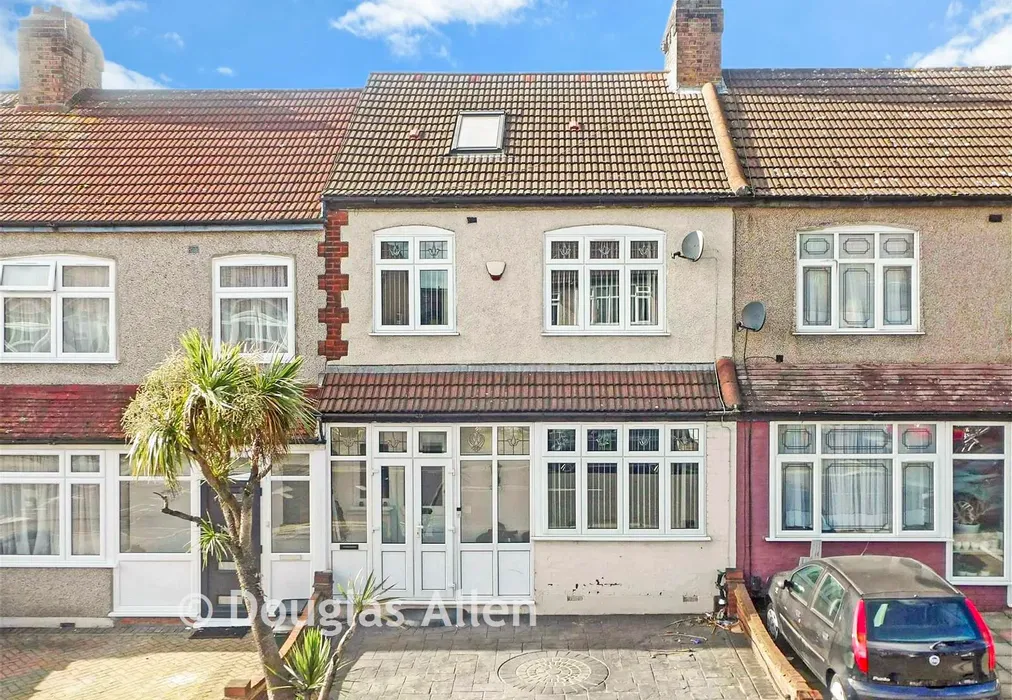 Front Web A - Chadwell Heath Lane, Chadwell Heath, Essex - Wards of Kent