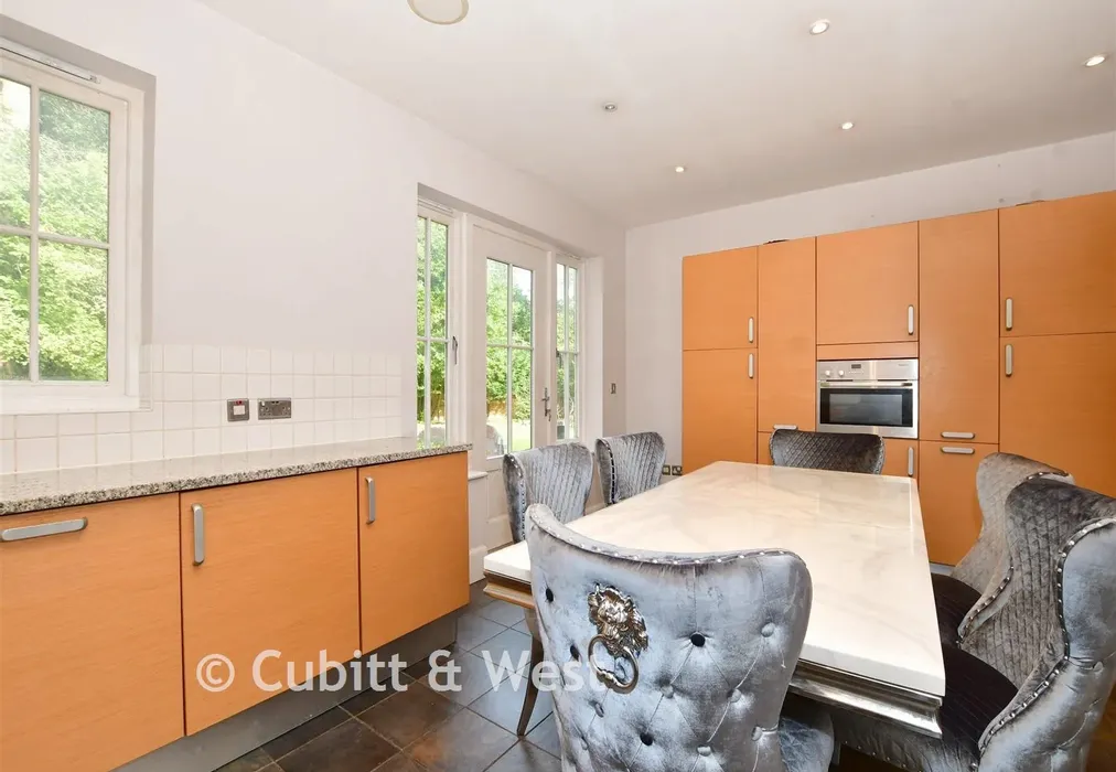 Kitchen/Breakfast Room 2026 - The Warren, Kingswood, Surrey - Wards of Kent