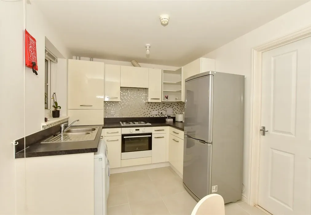 Kitchen - Bishop Close, Margate, Kent - Wards of Kent