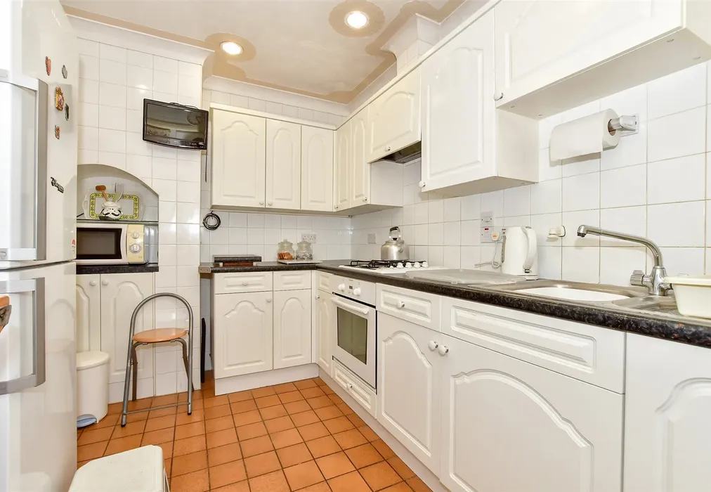 Kitchen - Canterbury Road, Westbrook, Margate, Kent - Wards of Kent