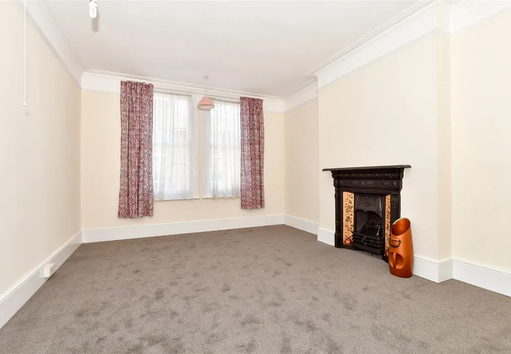 Bedroom 3 - Canterbury Road, Westbrook, Margate, Kent - Wards of Kent