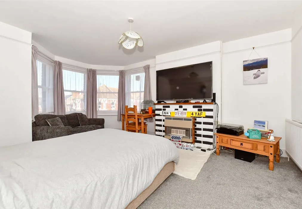 Bedroom 1 - Canterbury Road, Westbrook, Margate, Kent - Wards of Kent