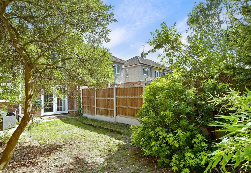 Rear Garden - Ingle Road, Chatham, Kent - Wards of Kent